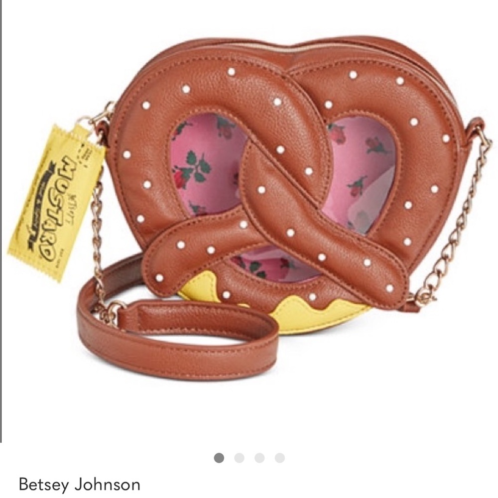 ISO Betsey Johnson Brown Pretzel Crossbody Bag with Pink Accents NOT FOR SALE
